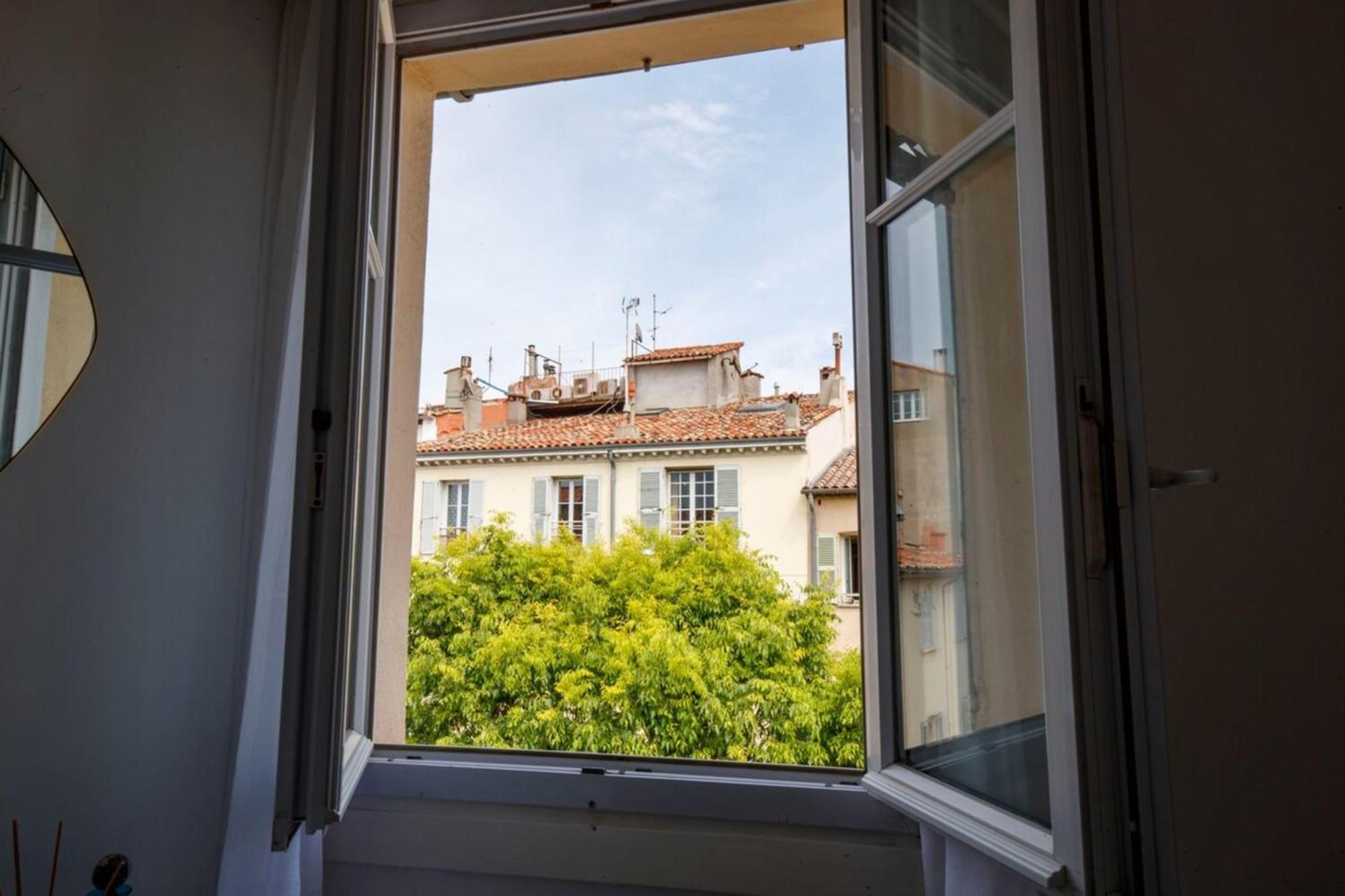 דירות 06M - Old Antibes Beautiful Duplex Terrace With Sea View מראה חיצוני תמונה