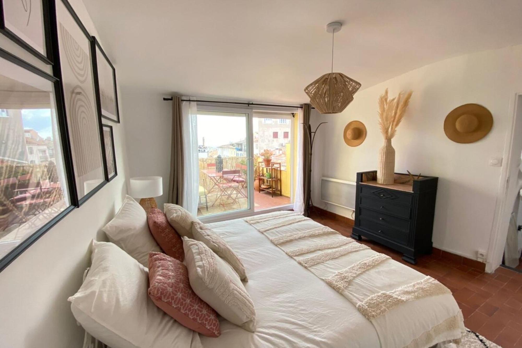 דירות 06M - Old Antibes Beautiful Duplex Terrace With Sea View מראה חיצוני תמונה