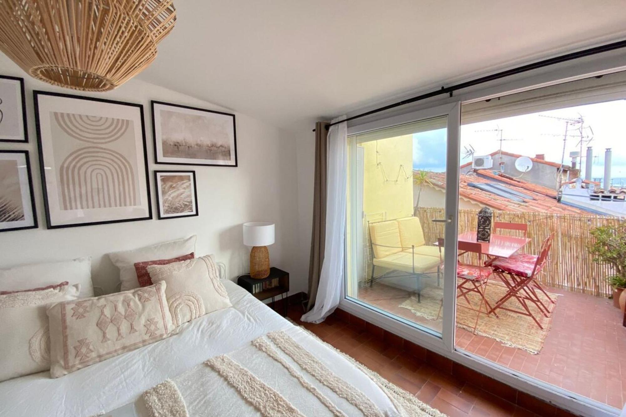 דירות 06M - Old Antibes Beautiful Duplex Terrace With Sea View מראה חיצוני תמונה